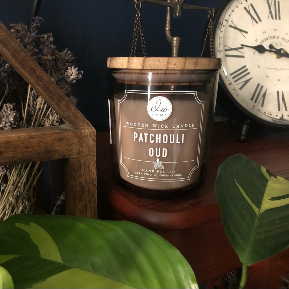 DW Home Candle Patchouli Oud